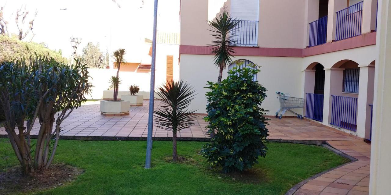 Apartamentos Esteasur Islantilla Exterior photo